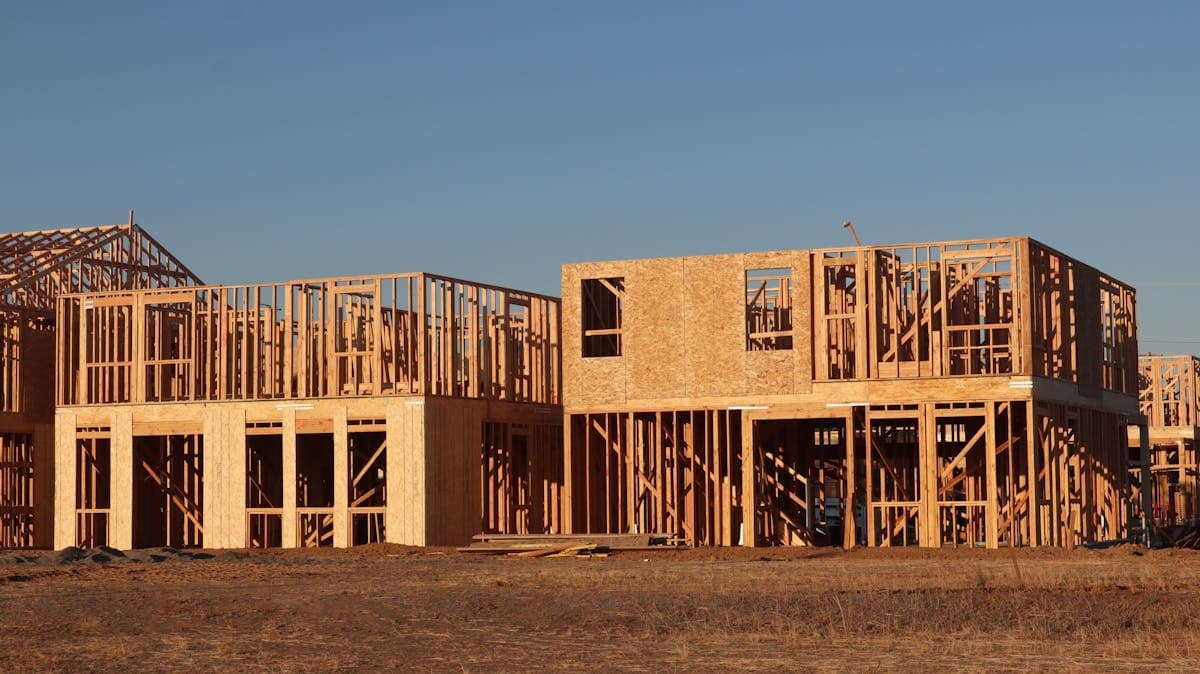 Structural frame with scaffolding